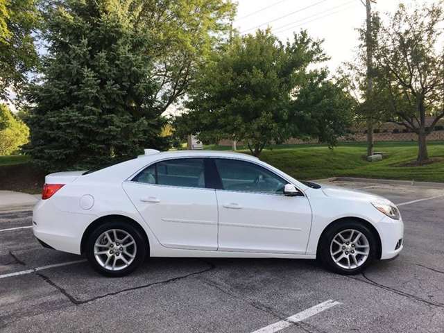 Chevrolet Malibu Limited 2016 photo 9